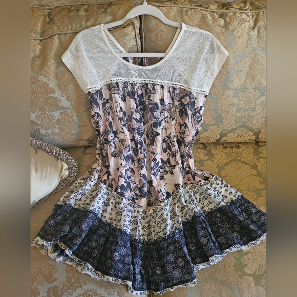 Free People Dresses & Skirts - Free People linen black/pink floral mini dress  NWOT